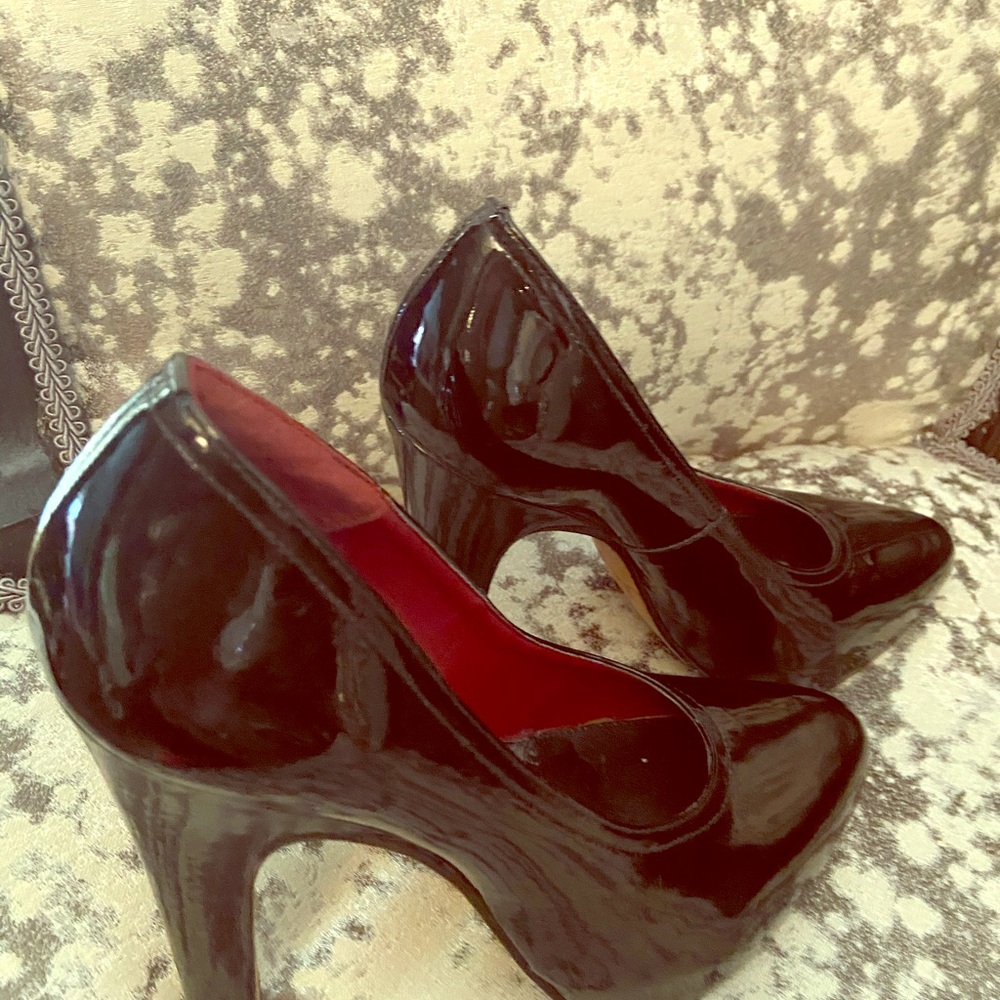 Black patent heels